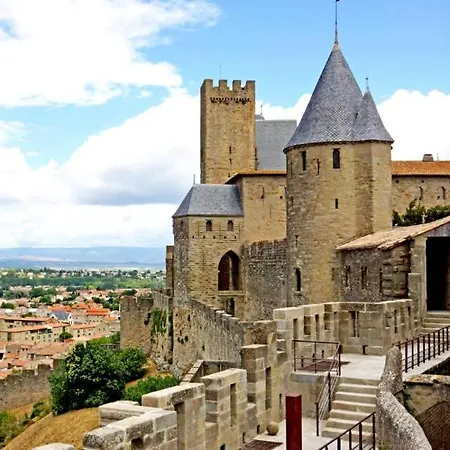 Bed & Breakfast Le Village-hotes 3*