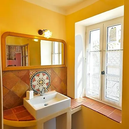 Bed and breakfast Le Village-hotes 3*