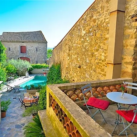 Le Village-hotes 3*