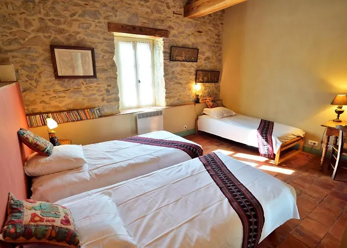 Le Village-hotes